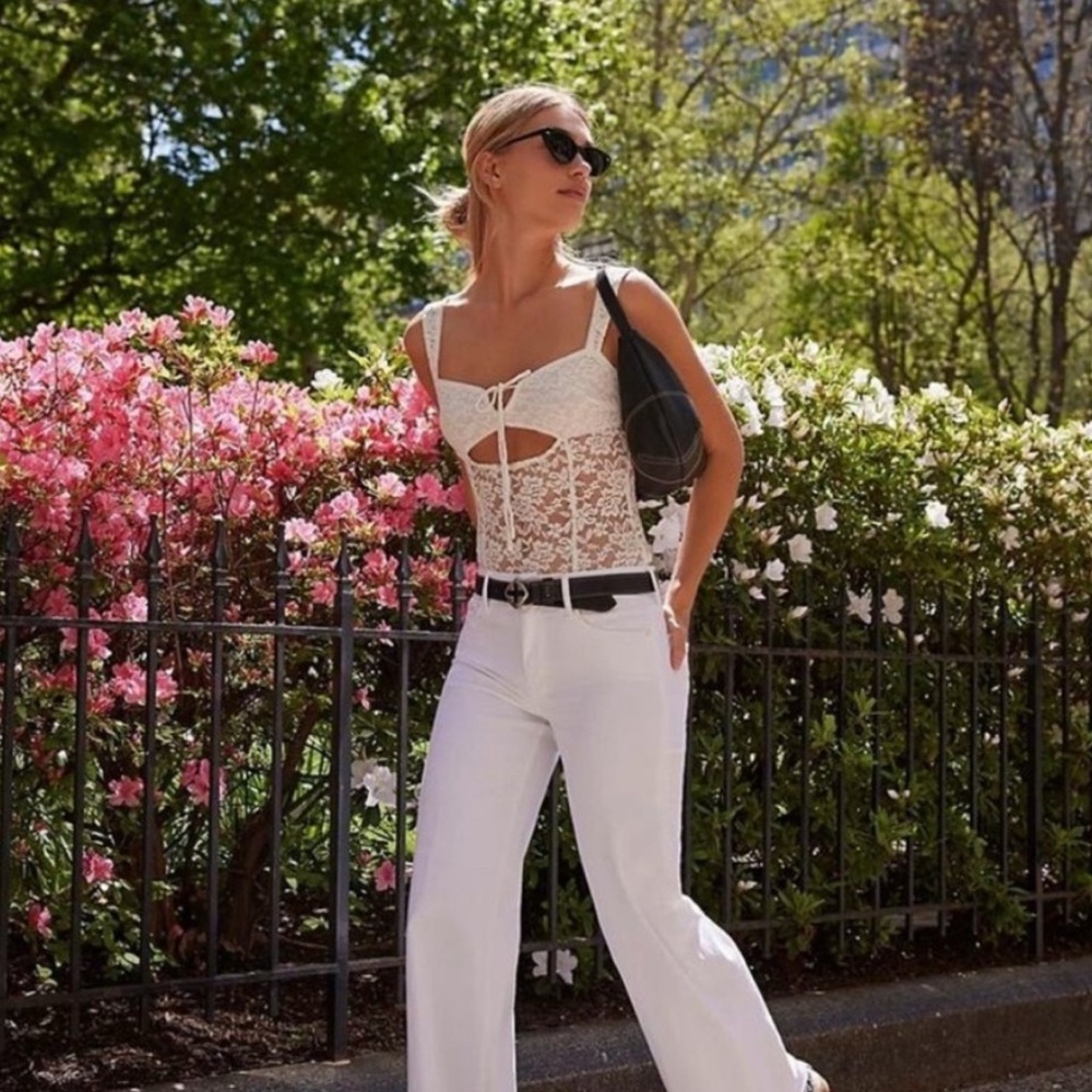 Free People| ‘Strike a Pose’ Lace Bodysuit